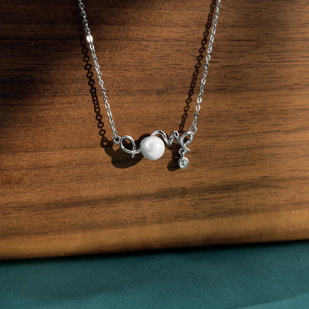 Dainty Love Pearl Necklace