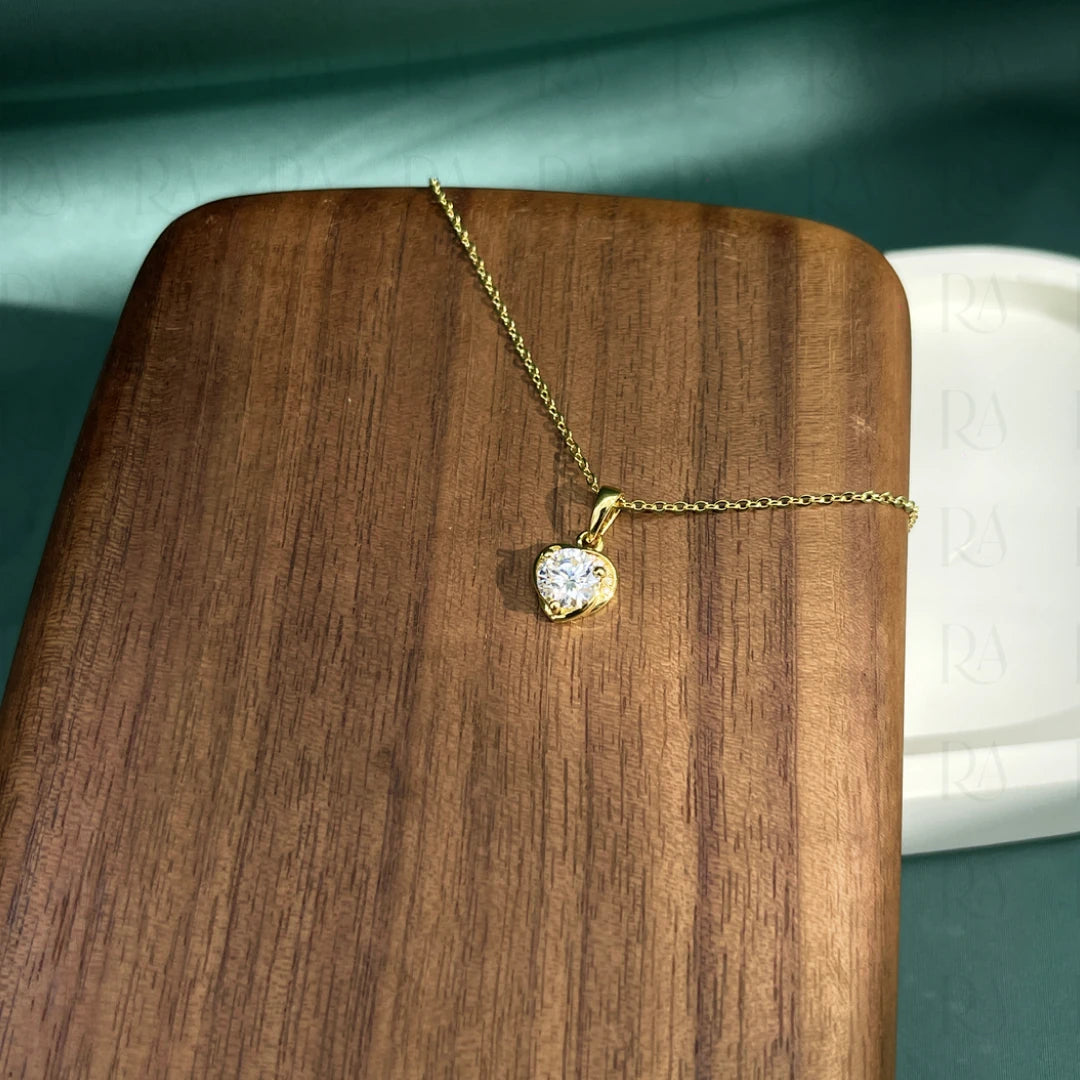 Dainty Silver Heart Necklace
