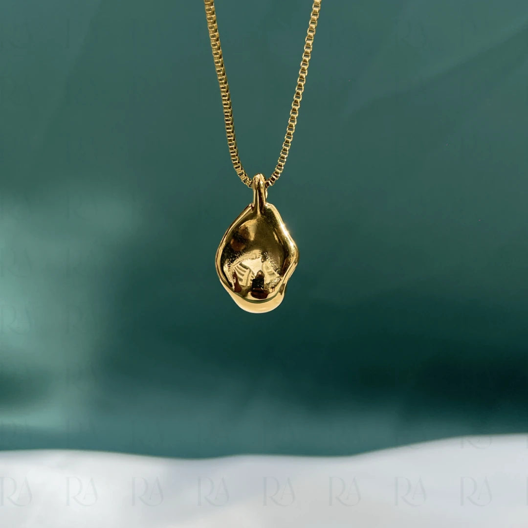 Dara Necklace