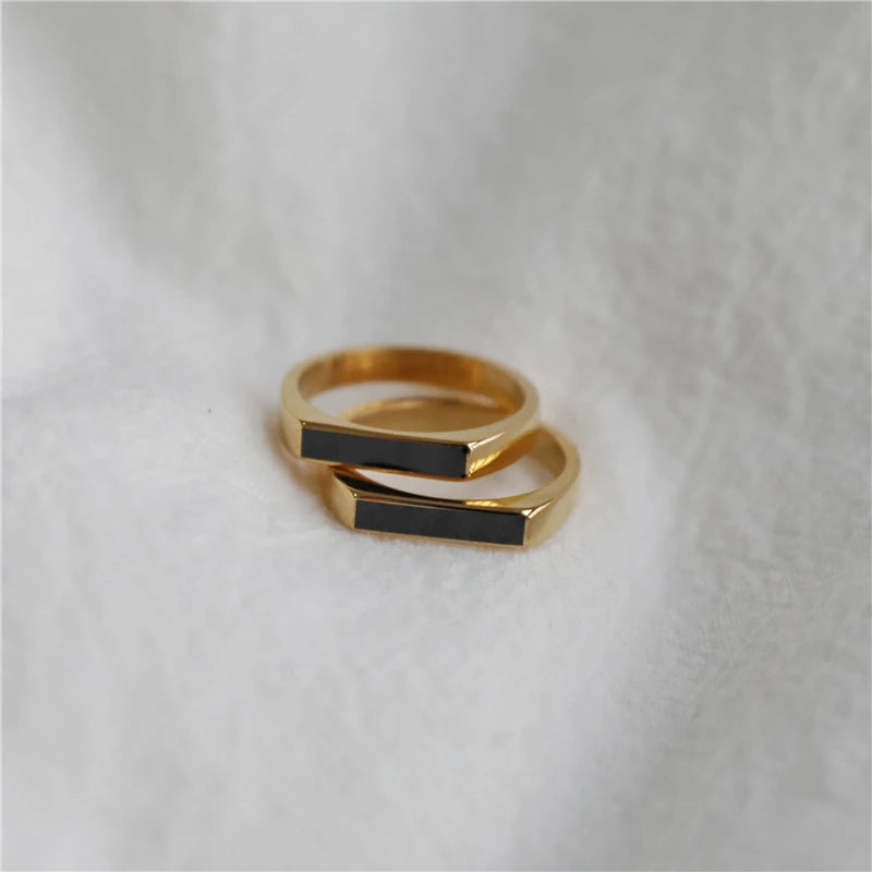 Unisex Onyx Bezel Ring