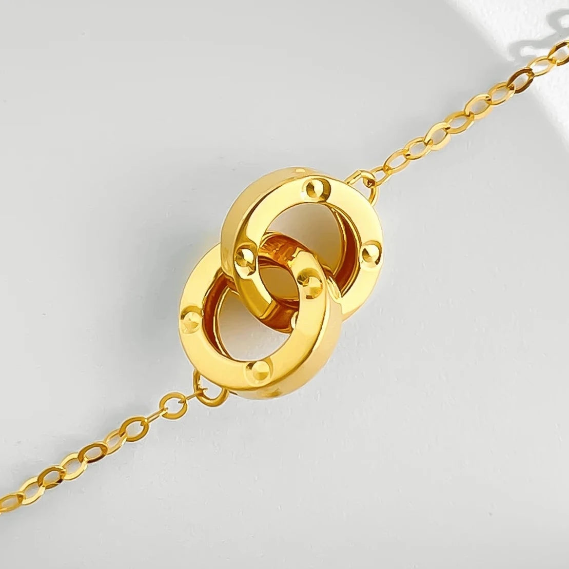 Pure Gold Connection Necklace