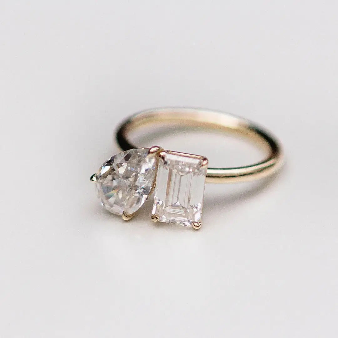 The Amaka Toi et moi Ring