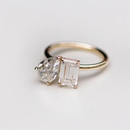 The Amaka Toi et moi Ring