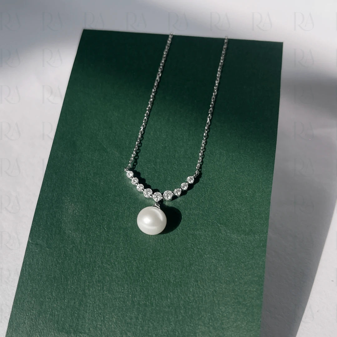 Everyday Pearl Necklace