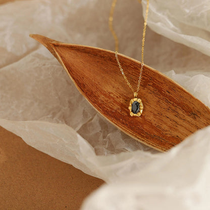 Dudu Carve Pendant