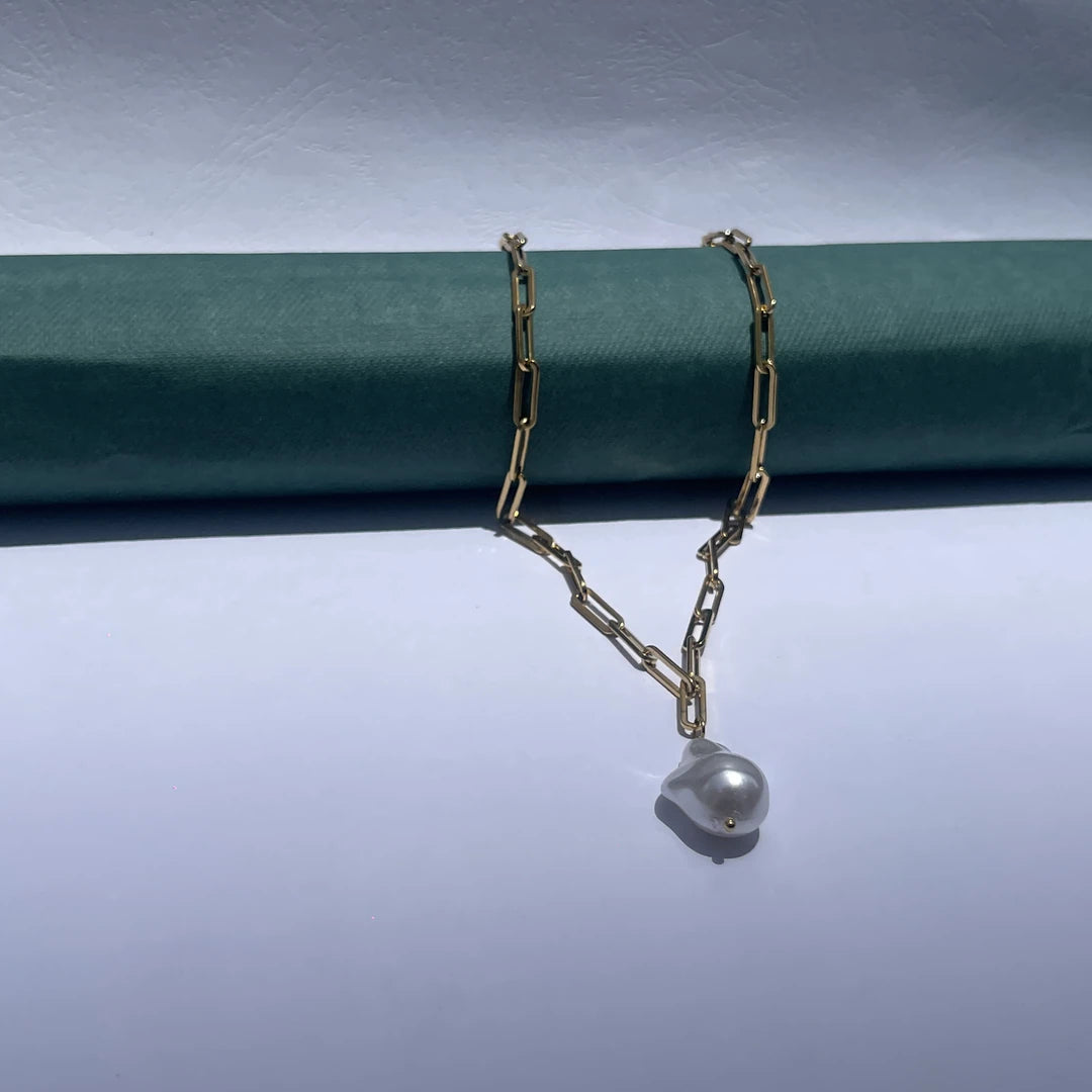 Nara Pearl Chain