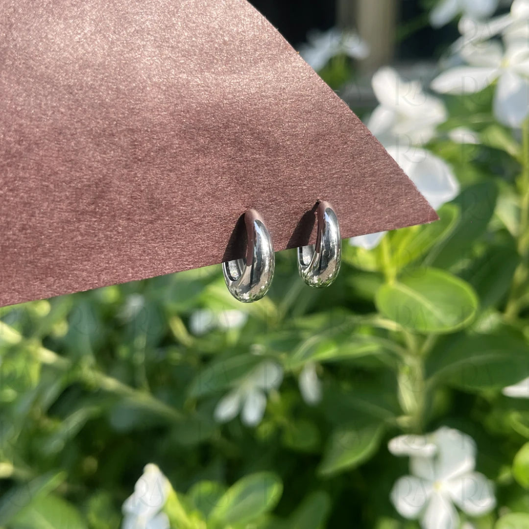 Ola Everyday Hoop Earrings