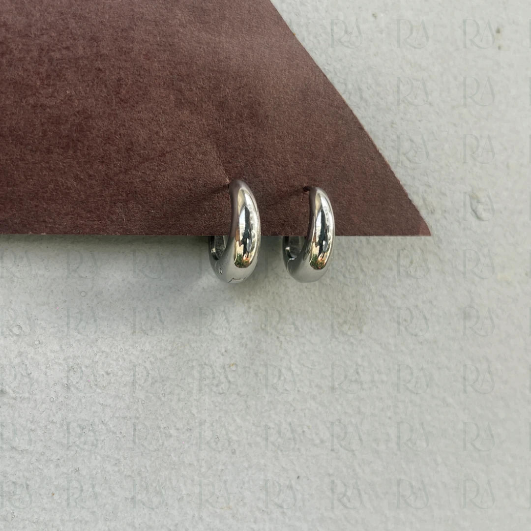 Ola Everyday Hoop Earrings