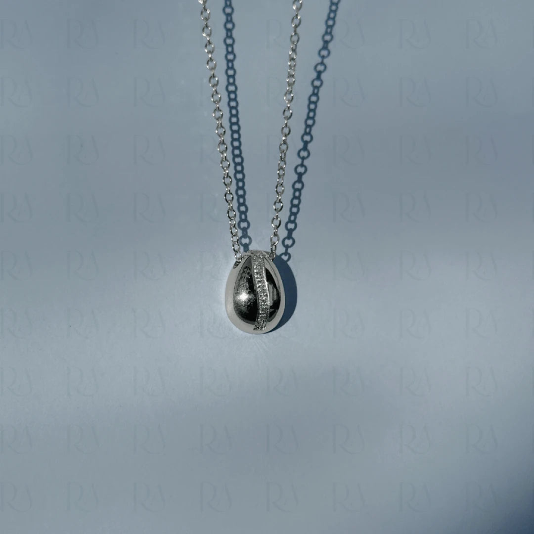 Omi Dainty Bead Necklace