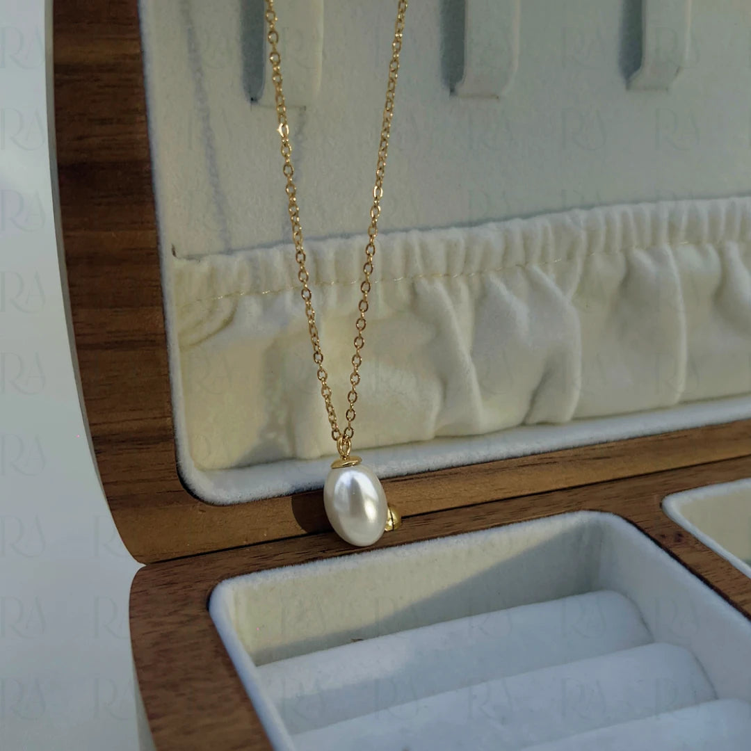 Omi Pearl Necklace