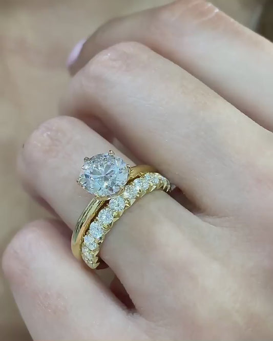 The Classic Solitaire Ring