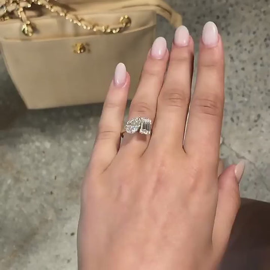 The Amaka Toi et moi Ring
